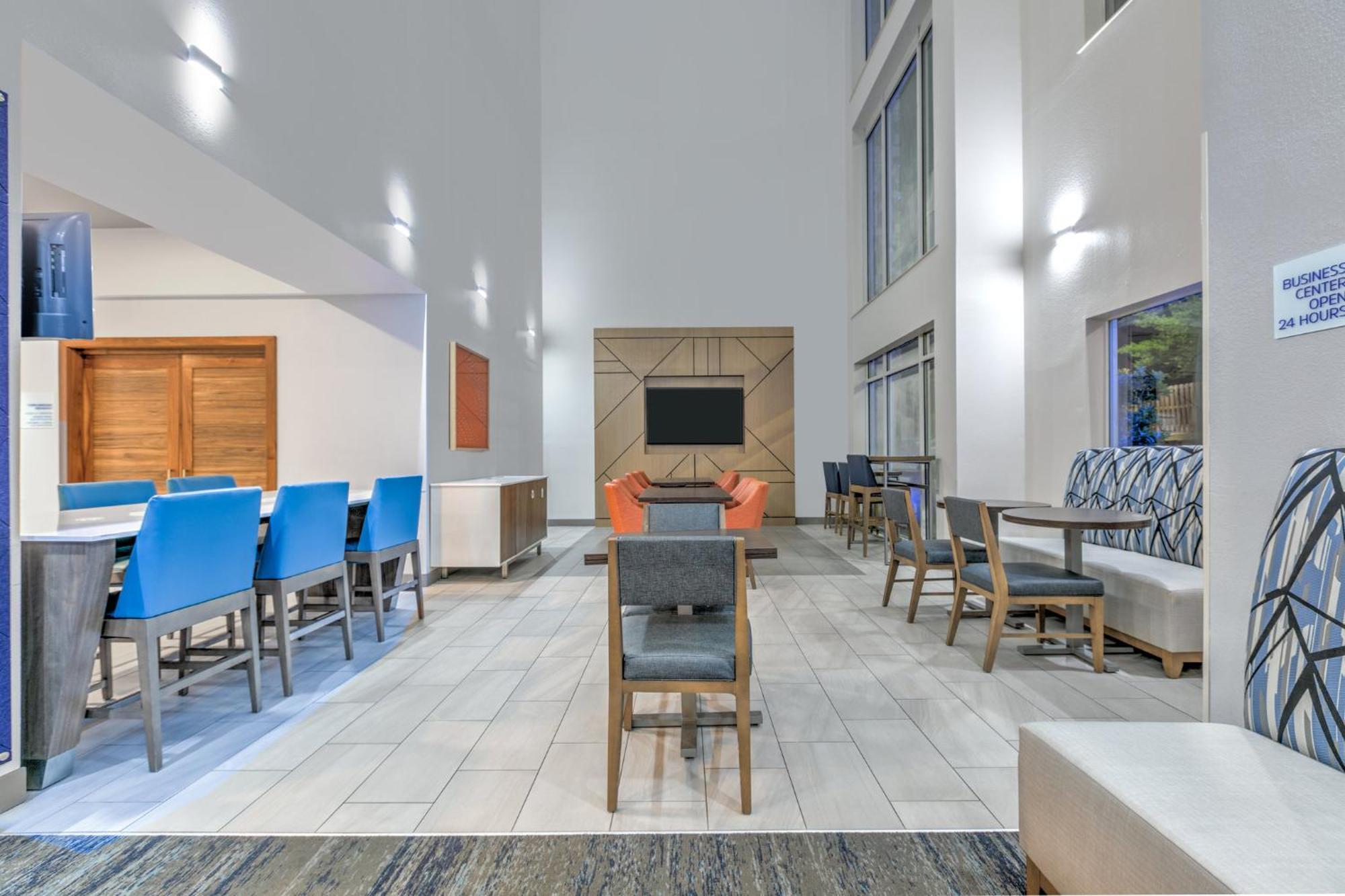 Holiday Inn Express Hotel & Suites Marshall By Ihg Ngoại thất bức ảnh