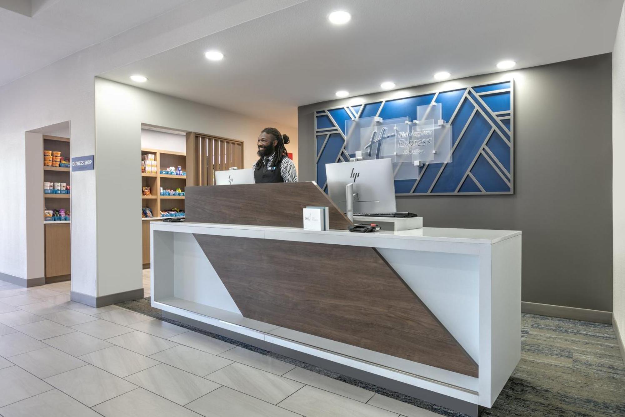 Holiday Inn Express Hotel & Suites Marshall By Ihg Ngoại thất bức ảnh