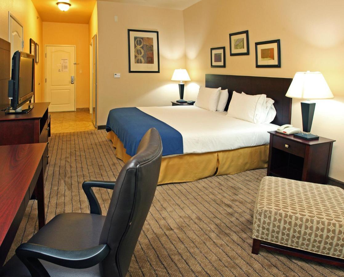 Holiday Inn Express Hotel & Suites Marshall By Ihg Ngoại thất bức ảnh