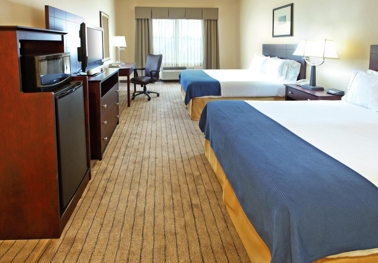 Holiday Inn Express Hotel & Suites Marshall By Ihg Ngoại thất bức ảnh